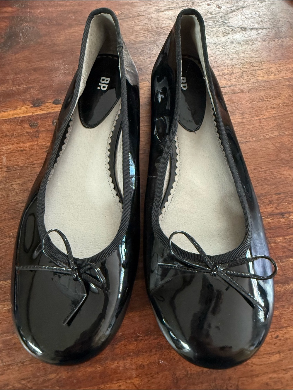 bp Black Patent Bow Ballet Flats